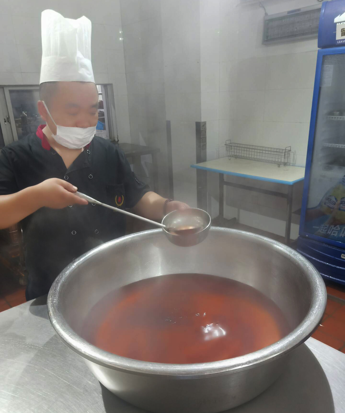 й